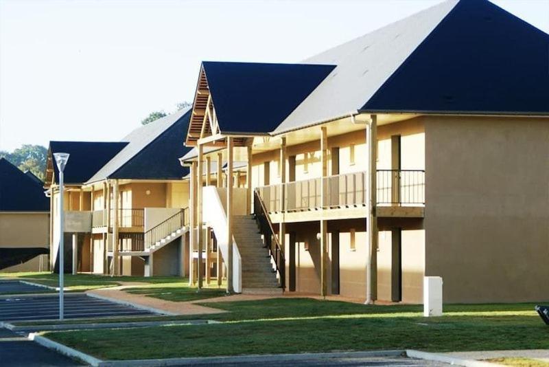Le Fleur"H"On 11 D'Honfleur, T2 En Residence Avec Piscine, Wifi Et Parking Gratuits Équemauville Eksteriør bilde